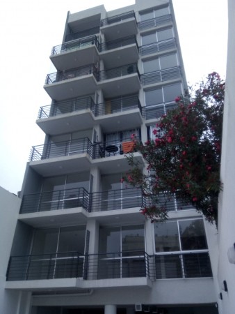 Venta Departamentos de 2 Amb al frente con balcon aterrazado NUEVO PRECIO entrega inmediata - Parque Avellaneda