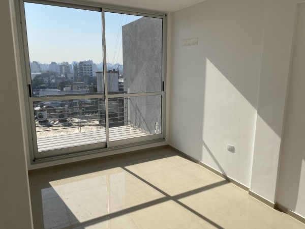 Venta Departamentos de 2 Amb al frente con balcon aterrazado NUEVO PRECIO entrega inmediata - Parque Avellaneda