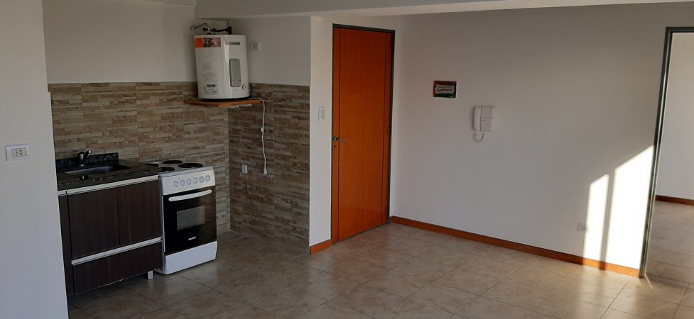 Venta Departamento 2 ambientes con balcón aterrazado - Villa Luro