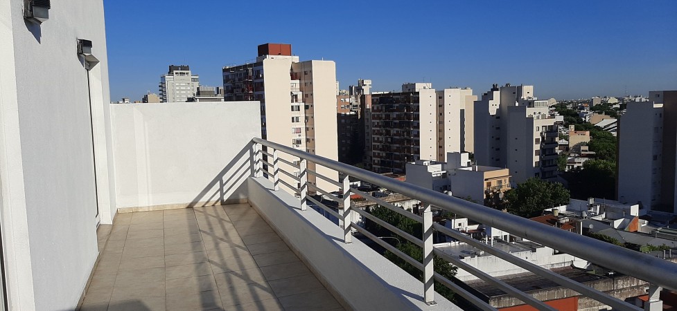 Venta Departamento 2 ambientes con balcón aterrazado - Villa Luro