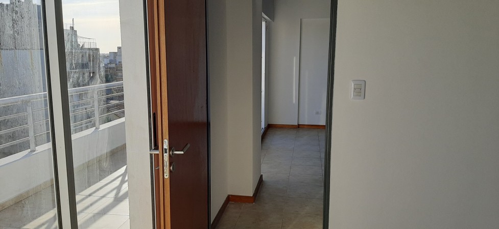 Venta Departamento 2 ambientes con balcón aterrazado - Villa Luro