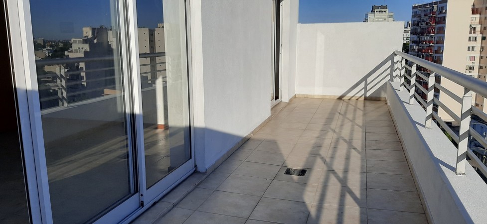 Venta Departamento 2 ambientes con balcón aterrazado - Villa Luro