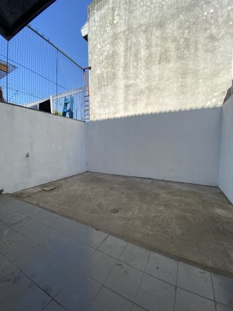 Alquiler Duplex 3 ambientes patio y cochera - Aldo Bonzi