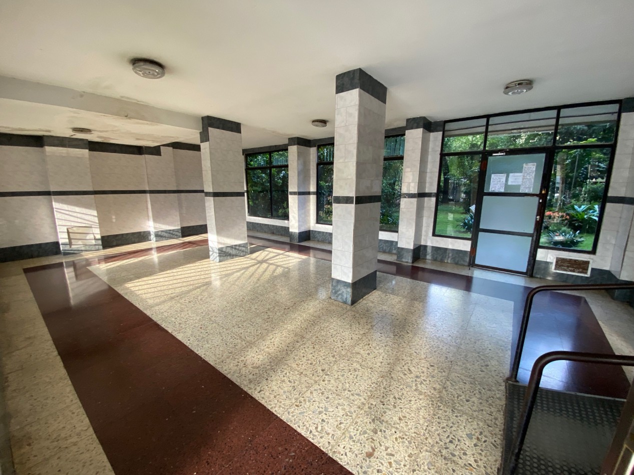 Venta Departamento 3 ambientes muy buena ubicacion - Lugano IyII Edificio 47