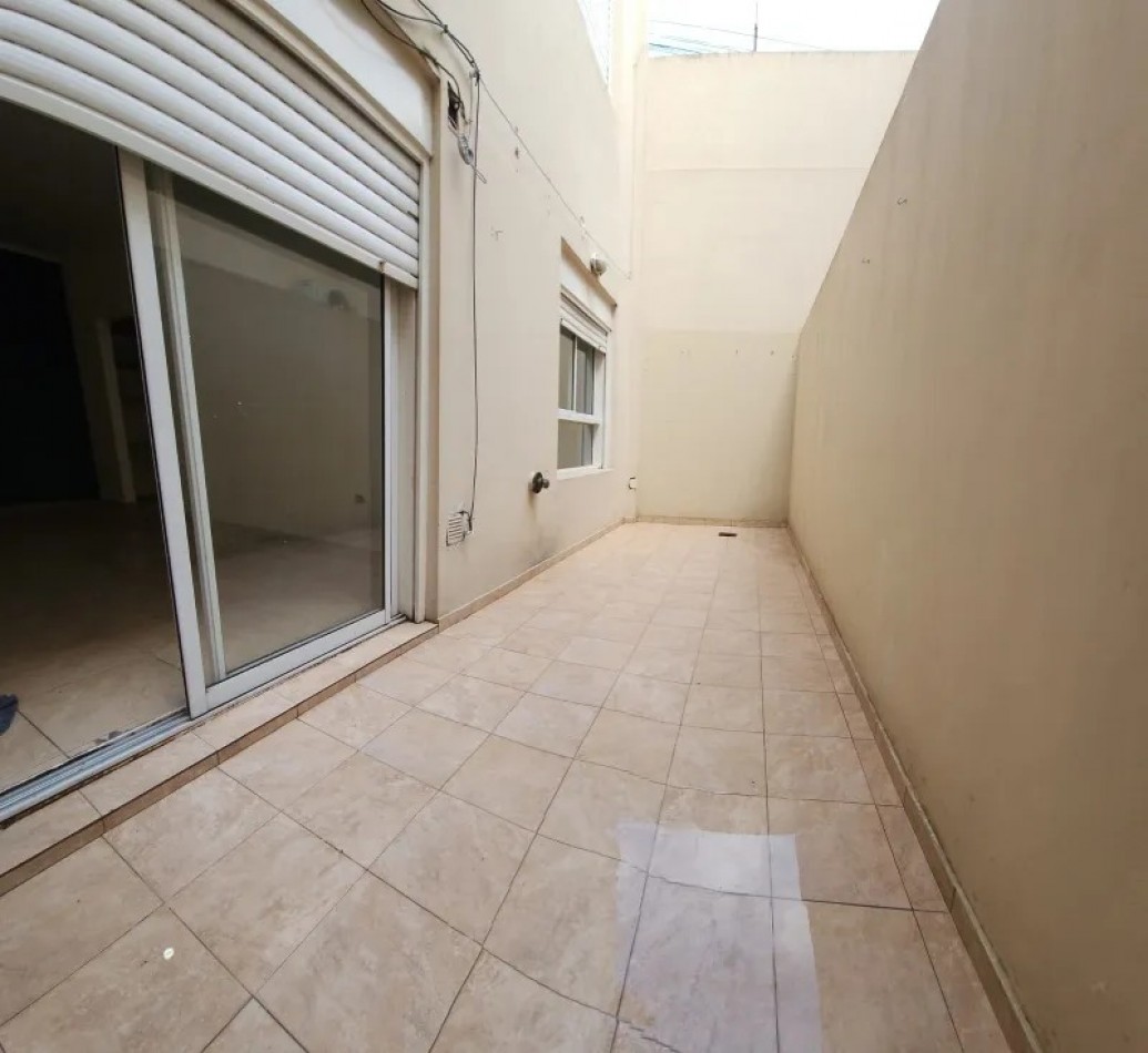 Venta Departamento 2 ambientes con patio y cochera APTO CREDITO - Villa Lugano