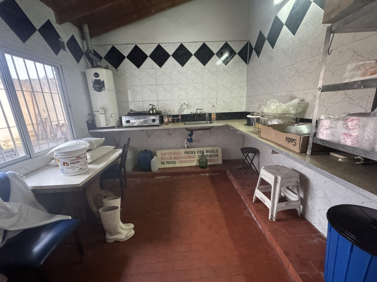Alquiler Deposito Frigorifico con camaras 233 m2 ideal distribuidora - Tapiales