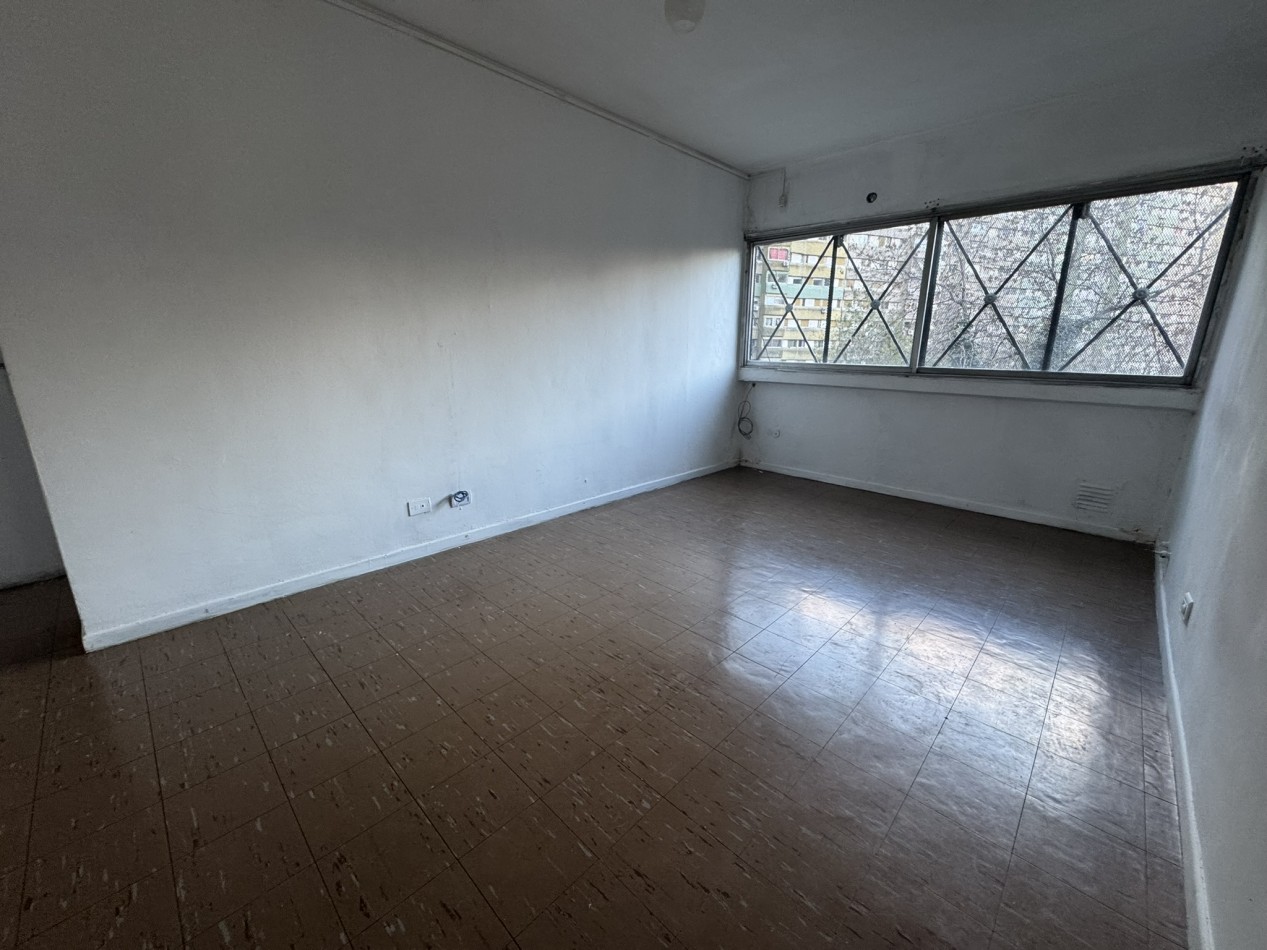 Venta Departamento de 3 ambientes con cocina grande - Lugano IyII Edificio 5