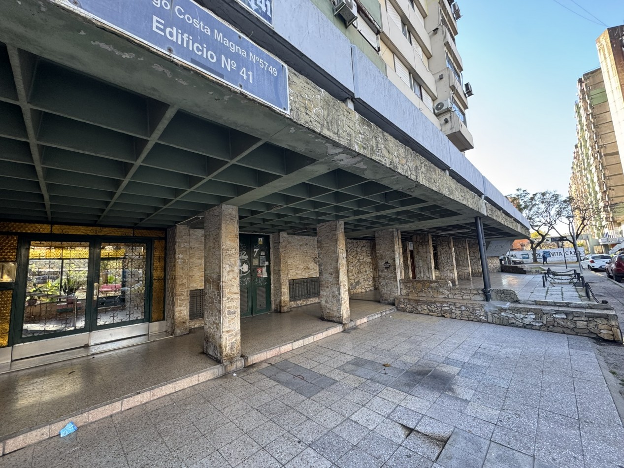 Venta departamento 3 ambientes buena ubicacion - Lugano IyII Edificio 41