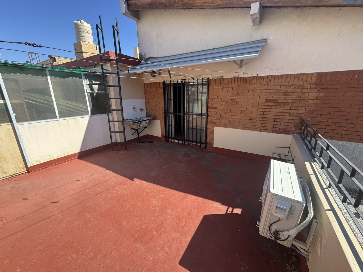 Alquiler Ph 2 ambientes con terraza sin expensas - Villa Lugano