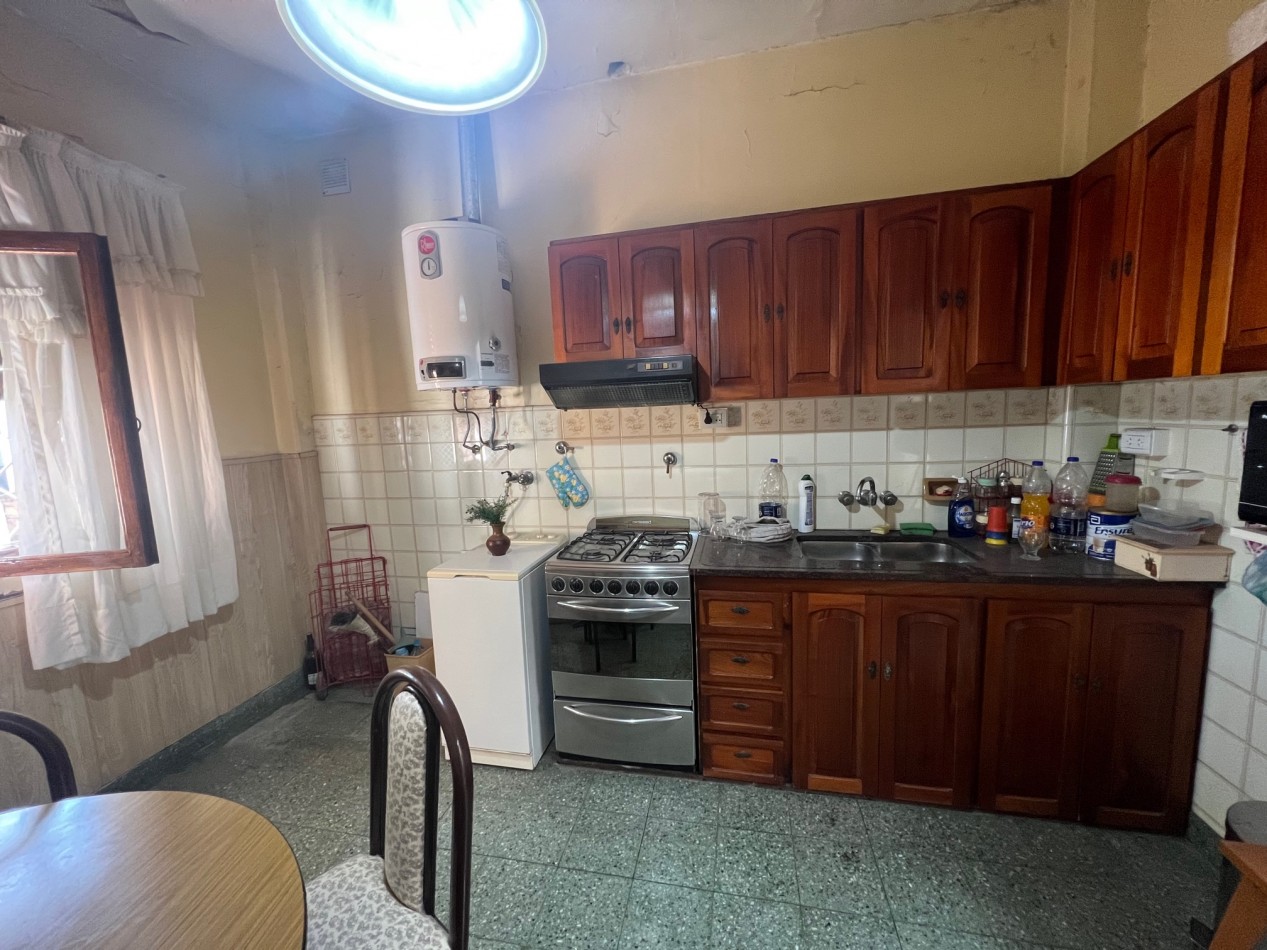 Venta Casa lote propio 8.66x30.49 2 dormitorios y fondo libre APTO CREDITO - Villa Lugano