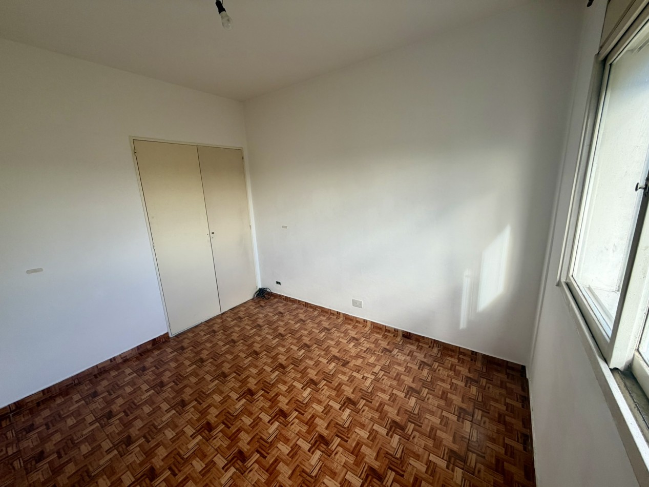 Venta Departamento 3 ambientes al frente - Mataderos