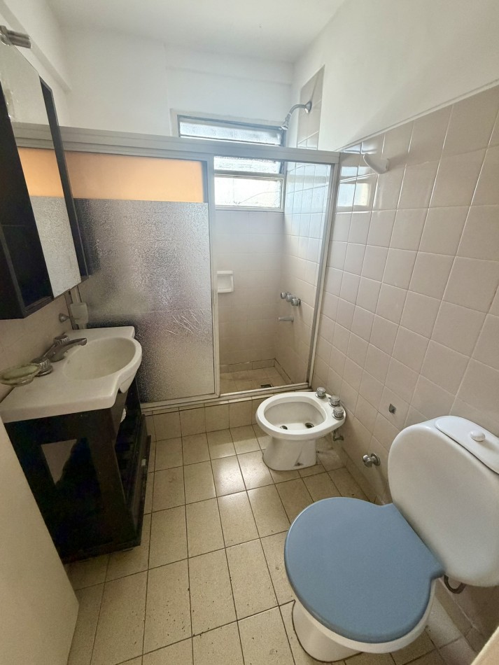 Venta Departamento 3 ambientes al frente - Mataderos