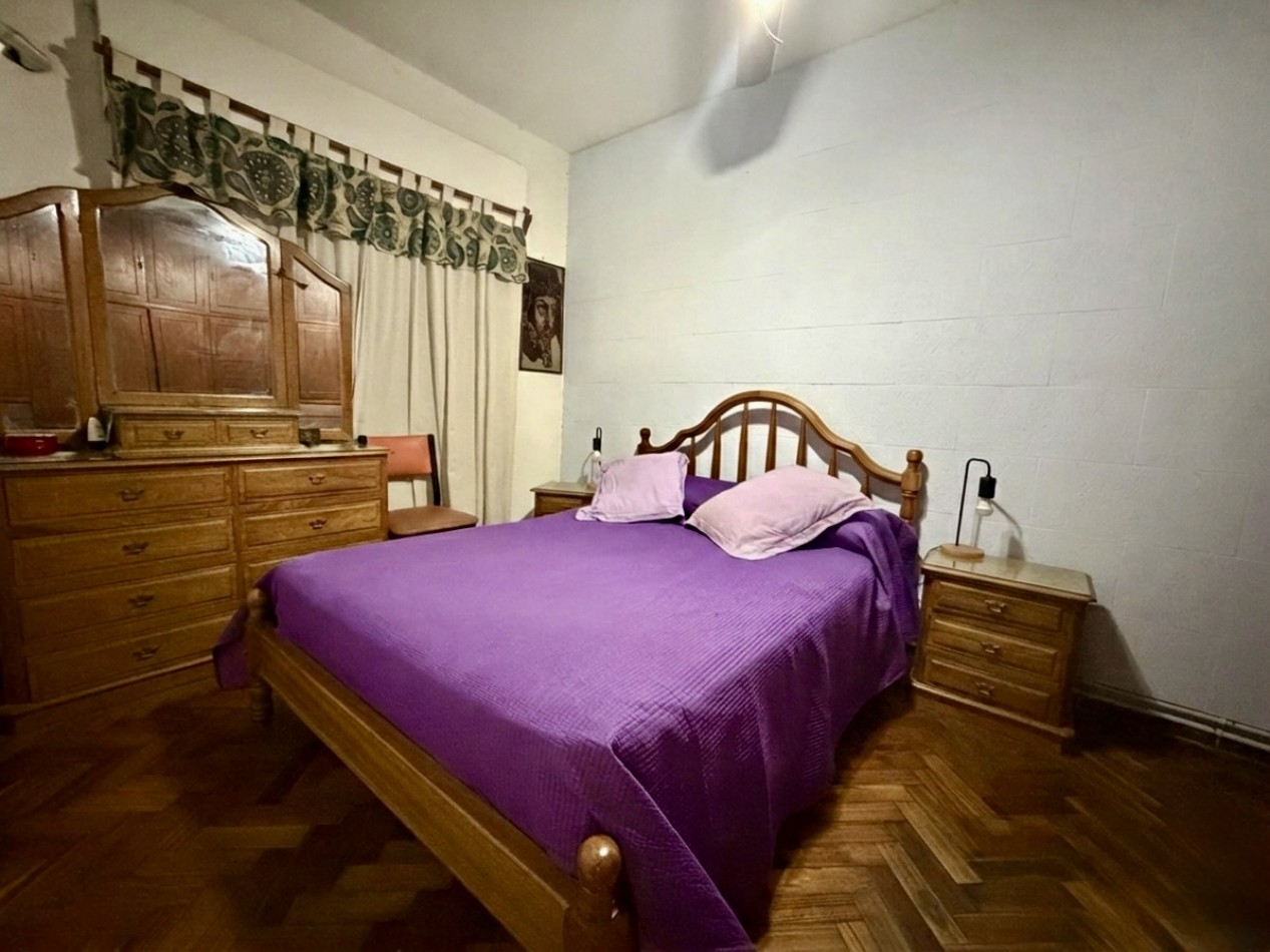 Venta Casa en lote propio 8.66 x 17 con vivienda para 2 familias - Villa Lugano