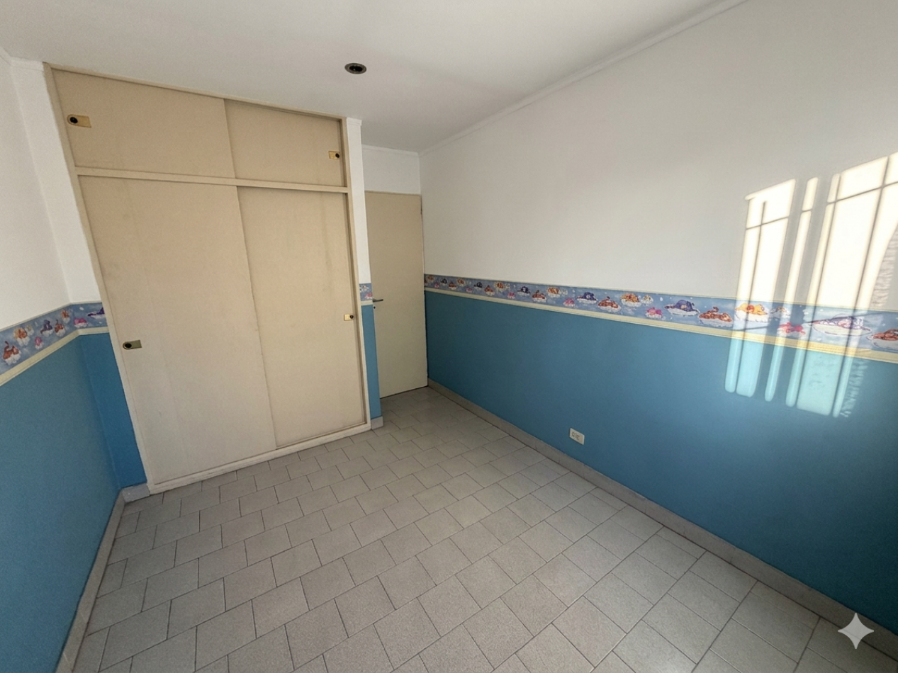 Venta Casa en lote propio 8.66 x 17 con vivienda para 2 familias - Villa Lugano