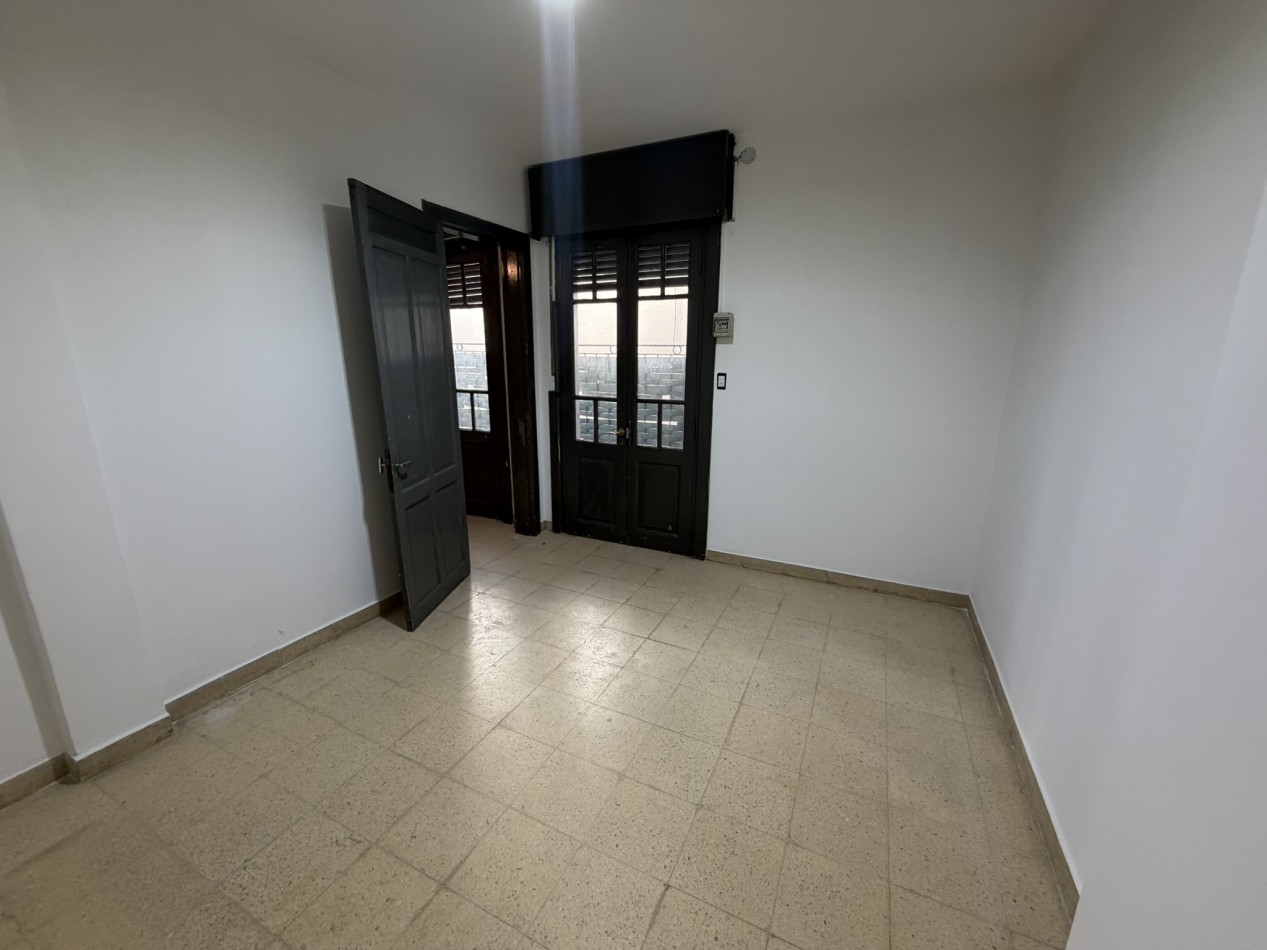 Alquiler Ph 4 ambientes con patio para uso comercial - Villa Lugano