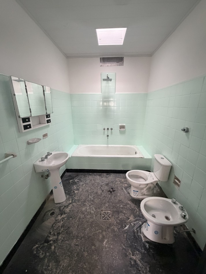 Alquiler Ph 4 ambientes con patio para uso comercial - Villa Lugano