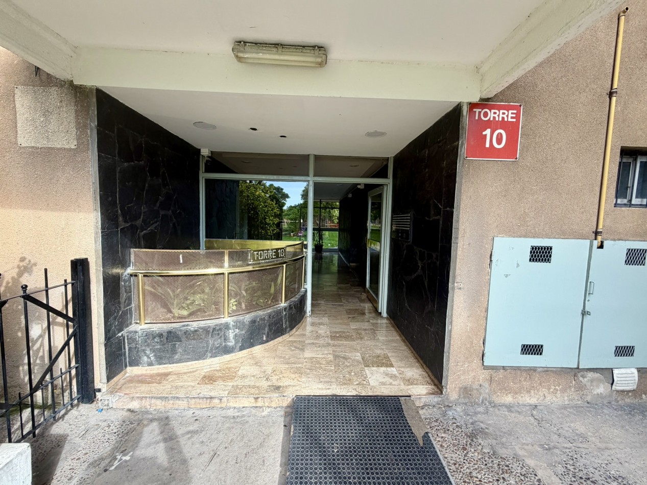 Venta departamento 3 ambientes con balcon - Lugano IyII Torre 10