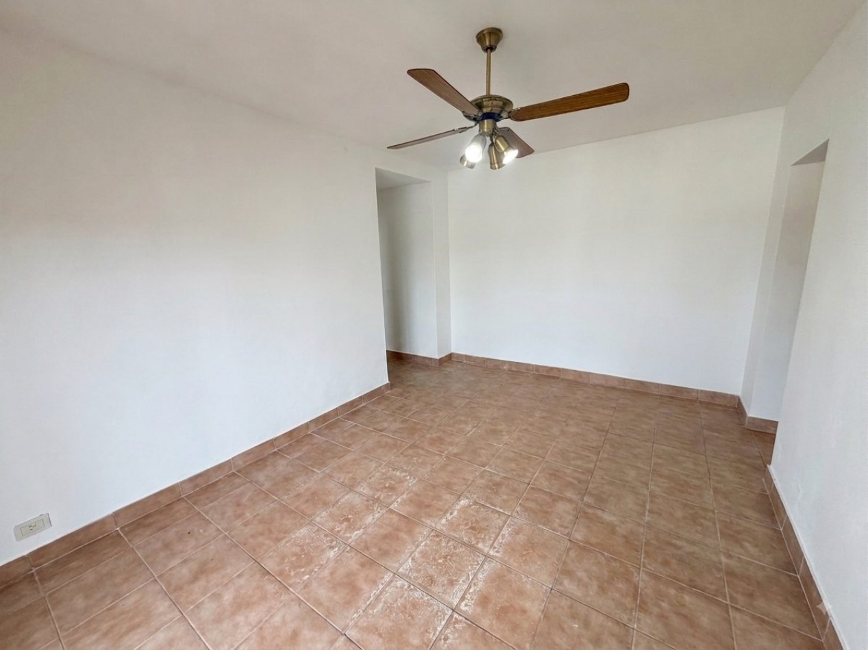 Alquiler Departamento de 3 ambientes con balcon - Lugano IyII Torre 5
