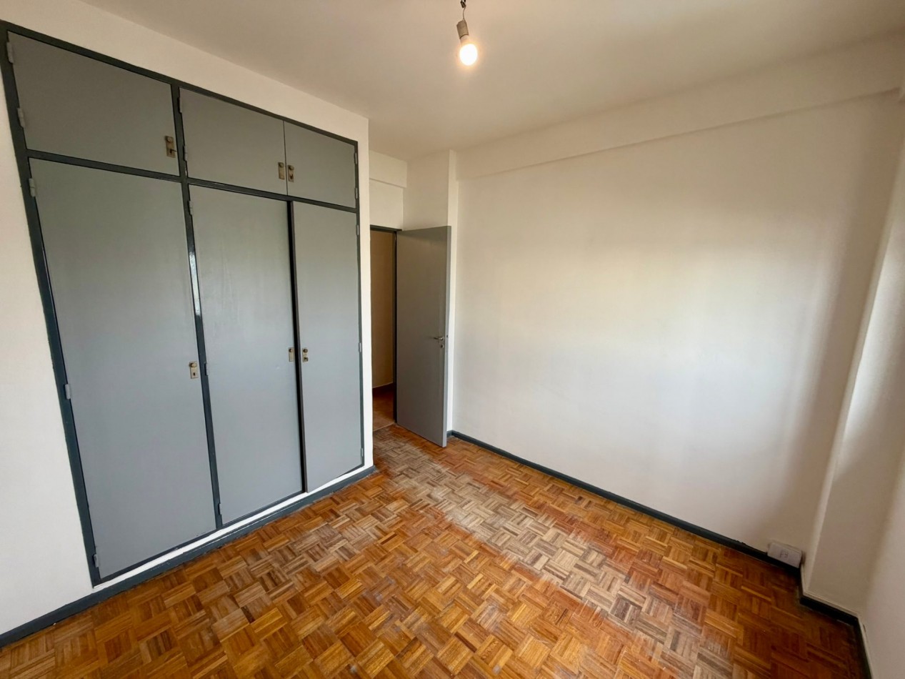 Alquiler Departamento de 3 ambientes con balcon - Lugano IyII Torre 5