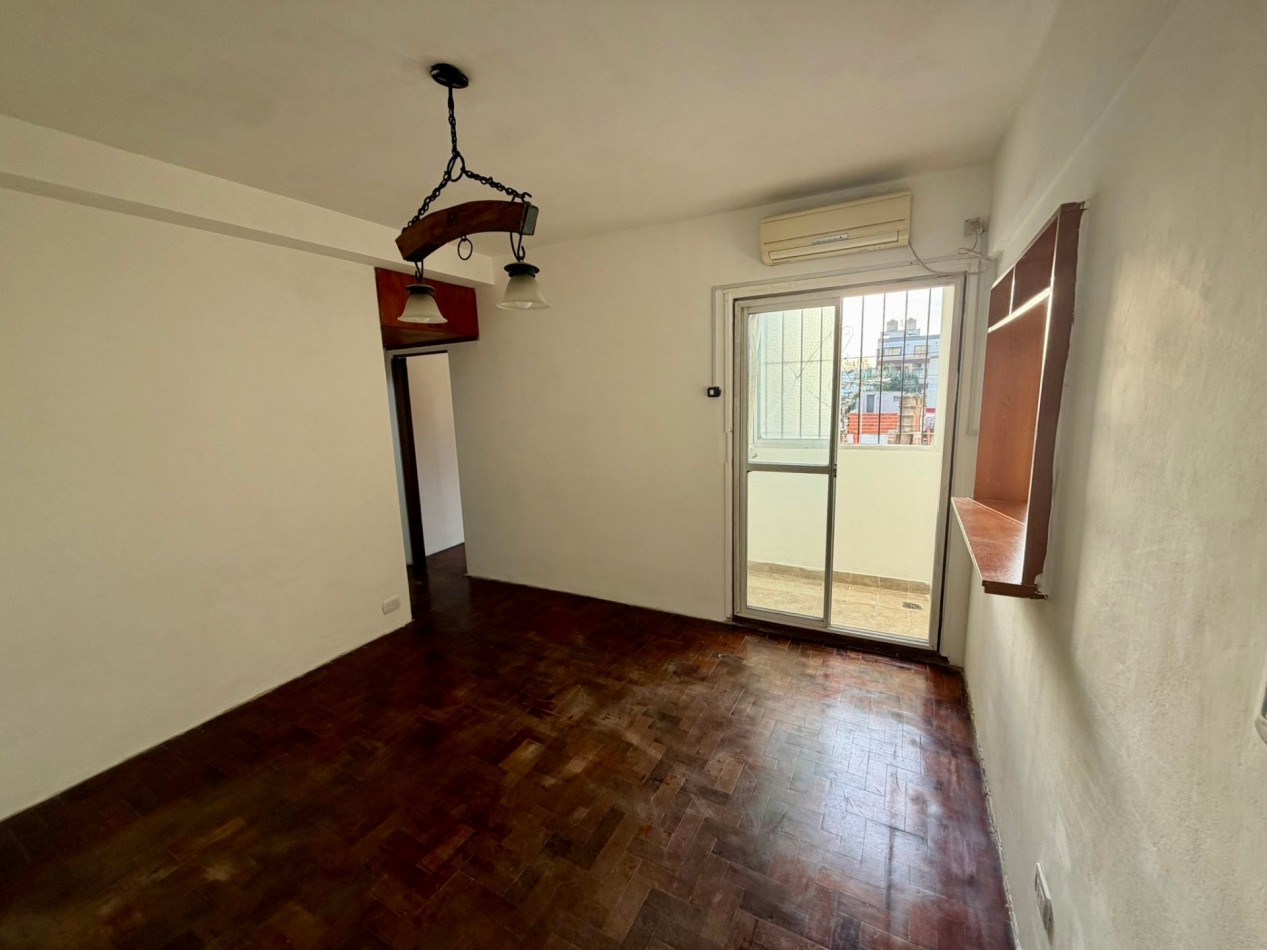 Venta departamento de 2 ambientes apto credito en zona comercial - Villa Lugano