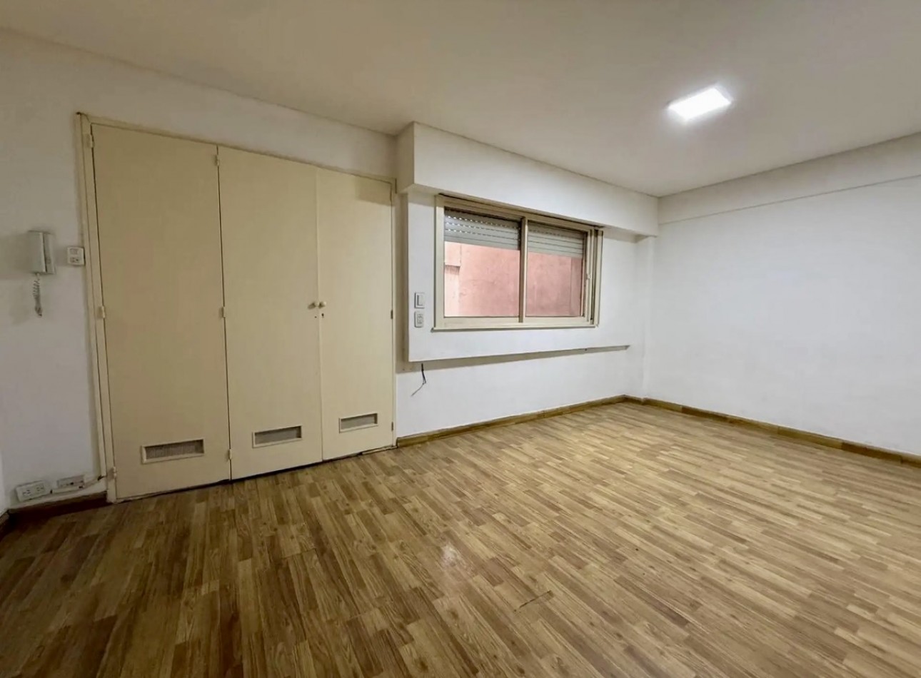 Venta Monoambiente apto profesional buena ubicacion - Caballito