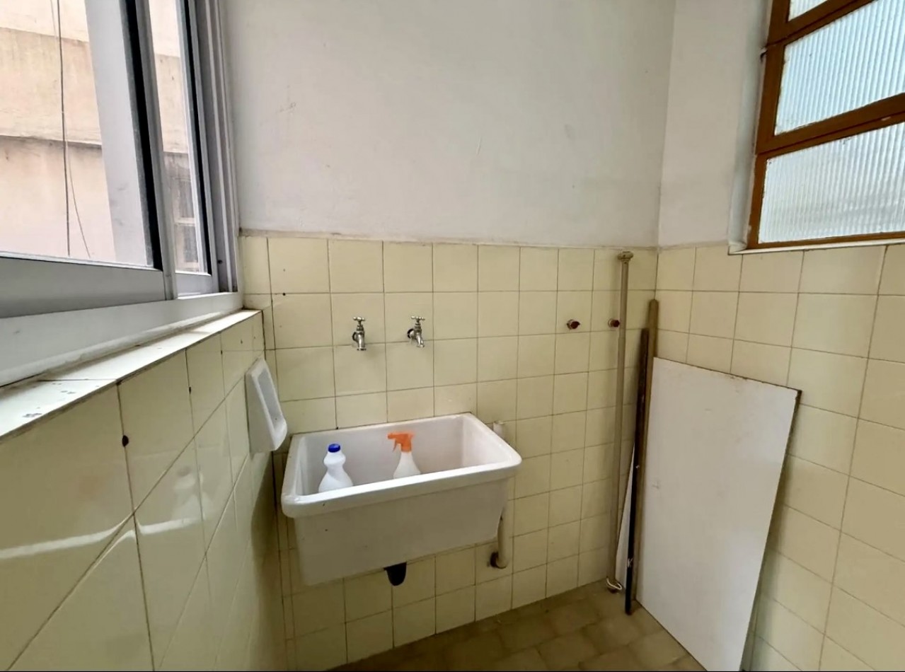 Venta Monoambiente apto profesional buena ubicacion - Caballito