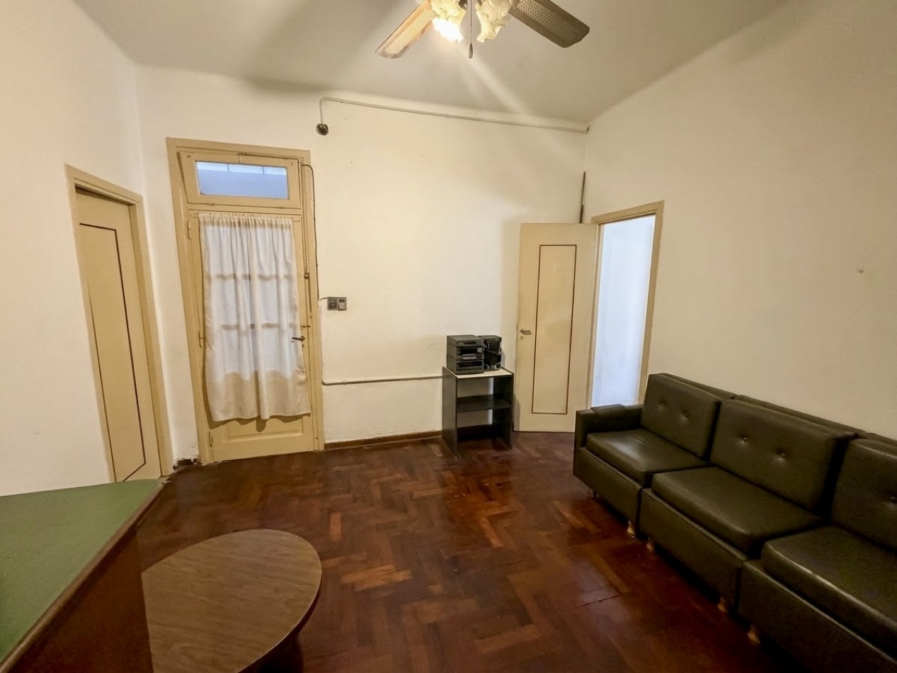 Venta Ph al frente 3 ambientes c/ garage, patio cubierto y terraza - Mataderos