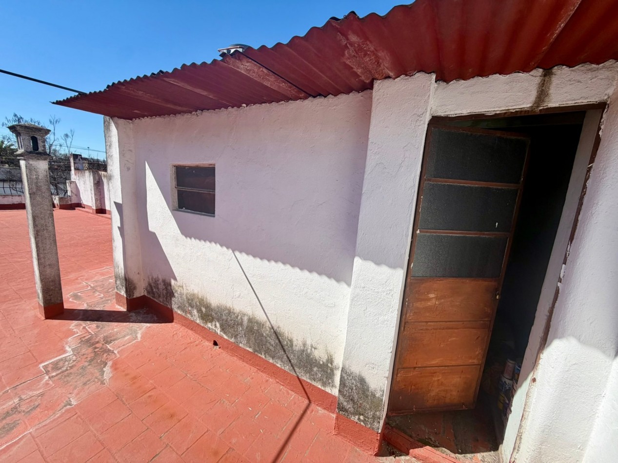 Venta Ph al frente 3 ambientes c/ garage, patio cubierto y terraza - Mataderos