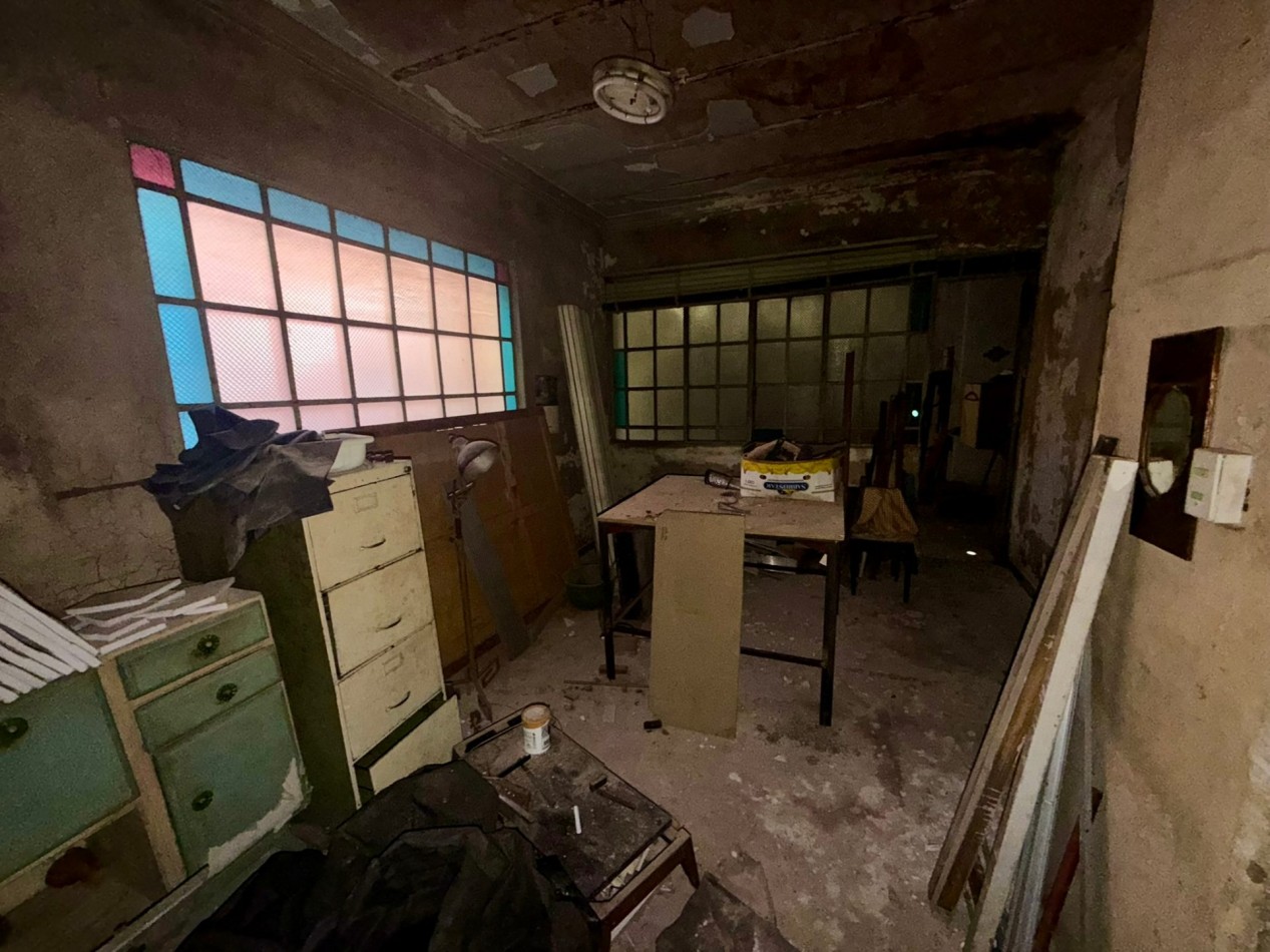 Venta Casa en lote de 8.66 x 34 a reciclar - Mataderos
