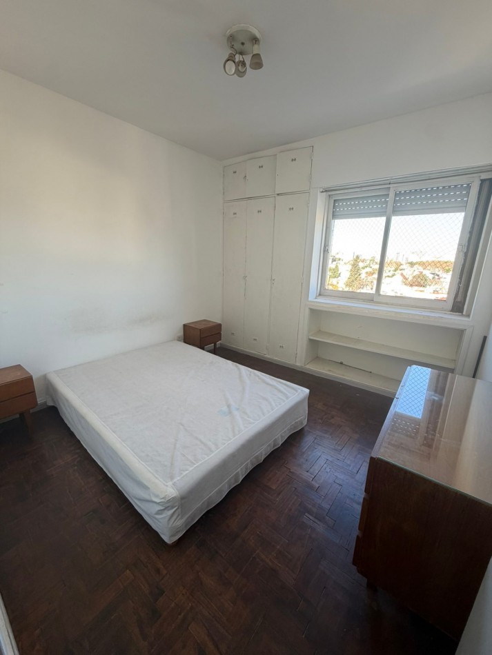 Venta Departamento de 3 ambientes con balcon - Floresta