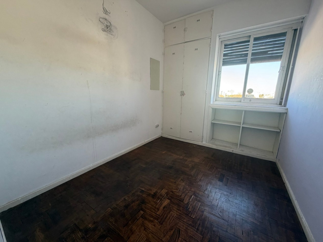 Venta Departamento de 3 ambientes con balcon - Floresta