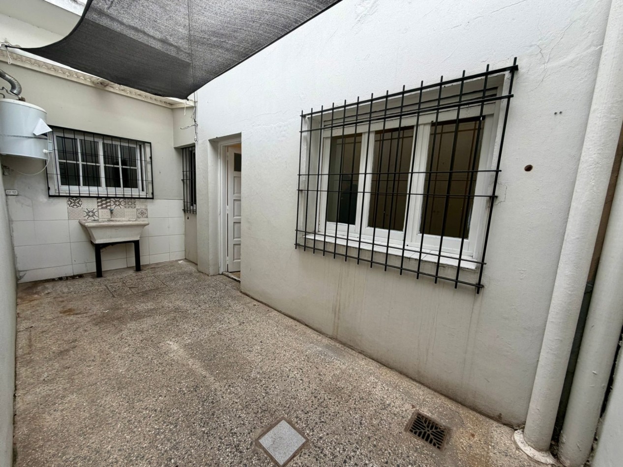 Alquiler Ph de 2 Ambientes con patio sin expensas - Villa Lugano