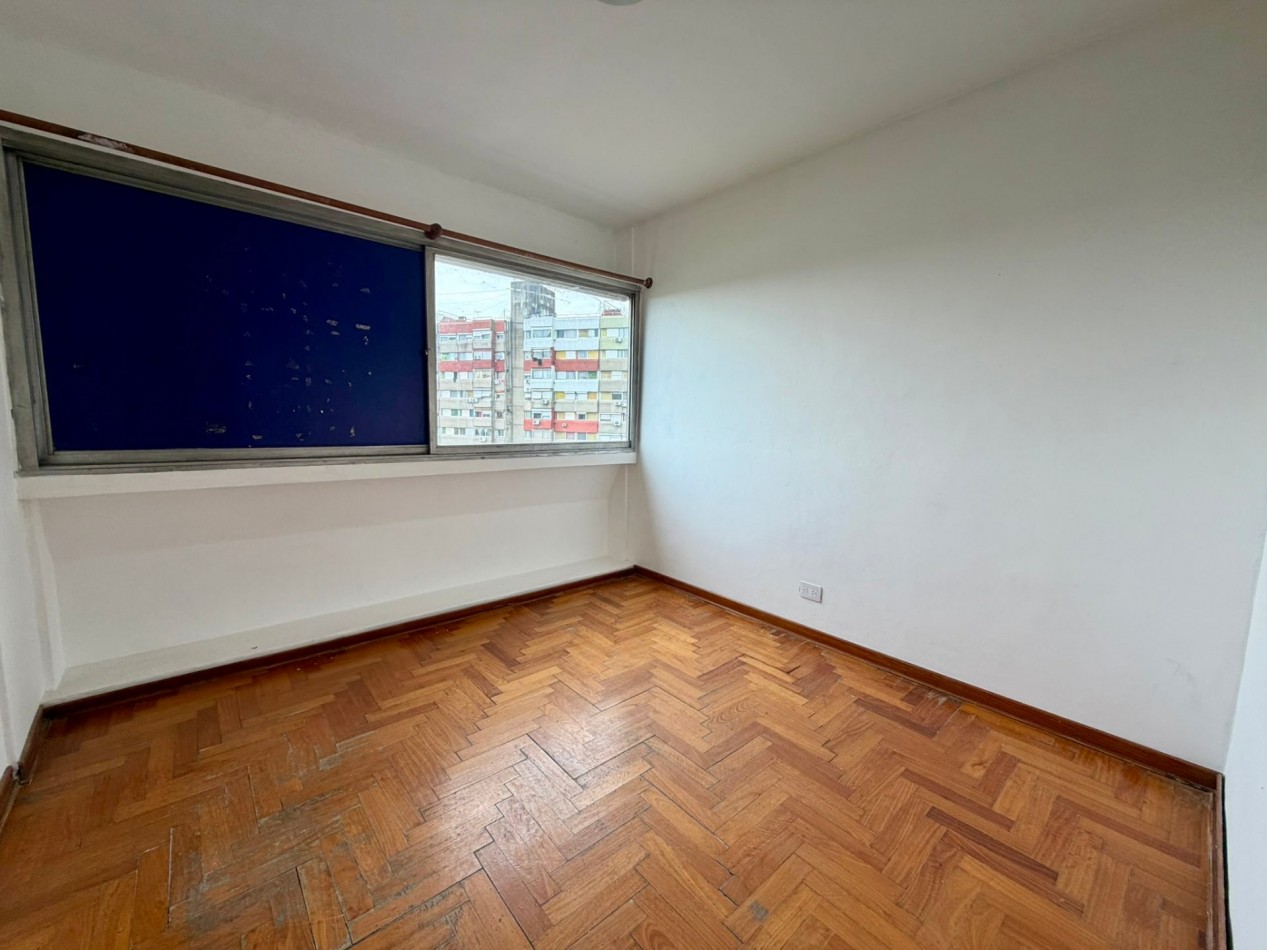 Alquiler Departamento de 3 ambientes buen estado y ubicacion - Lugano IyII Edif 11