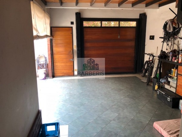 Venta Ph tipo casa 3 1/2 ambientes c/garage, patios y terraza - Villa Lugano