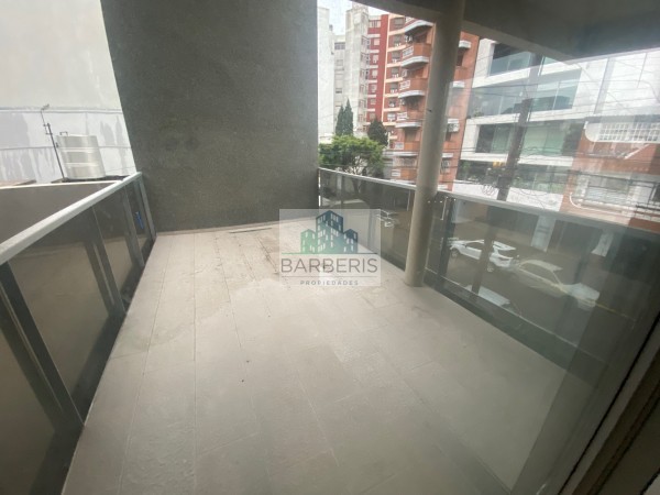 Venta Piso de Categoria 4 ambientes c/2 cocheras - Villa Luro