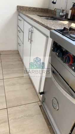 Venta Departamento de 3 ambientes Muy bueno - Villa Lugano