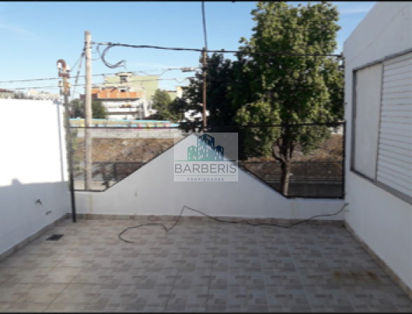 Venta Ph tipo duplex de 2 ambientes con patio/terraza, sin expensas PRECIO REBAJADO OPORTUNIDAD - Villa Lugano