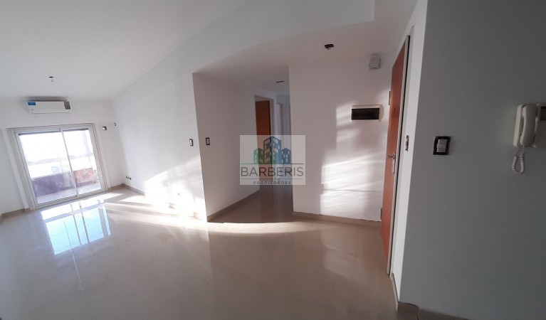 Venta Departamento 3 ambientes Semipiso sobre Boulevard - Villa Luro NUEVO PRECIO