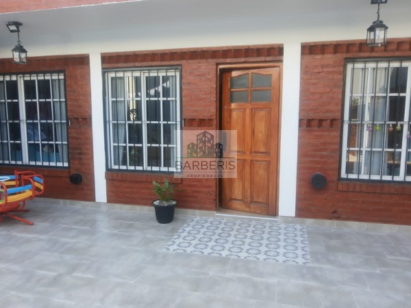 Venta Ph 4 ambientes con patio y quincho terminaciones de categoría - Villa Lugano