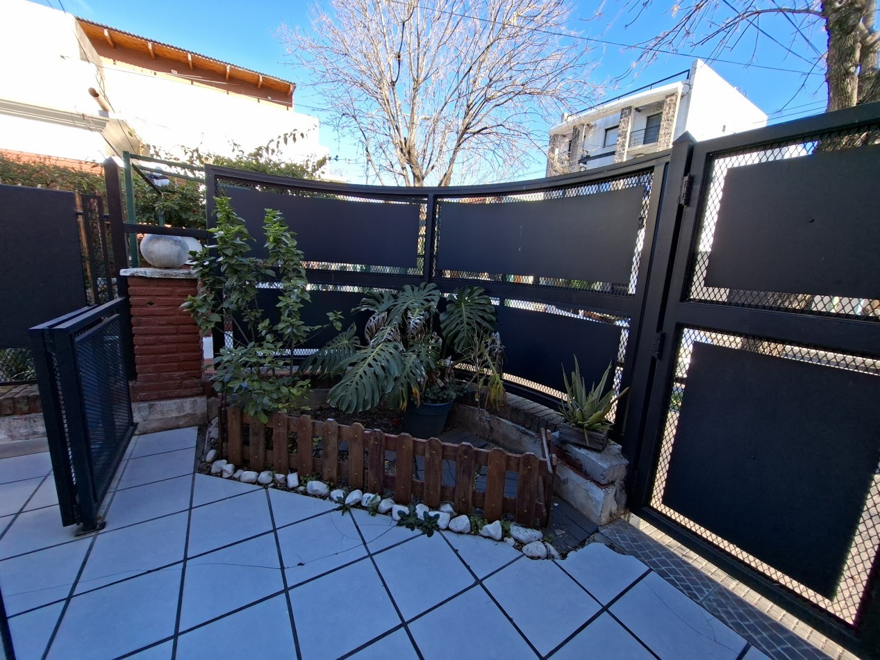 Alquiler Ph Tipo Casa 3 ambientes sin expensas con entrada independiente, terraza y quincho - Villa Lugano