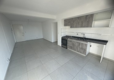 Alquiler 3 ambientes amplio al frente con balcon - Villa Lugano