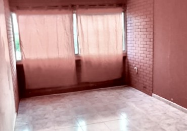 Venta Departamento de 4 ambientes bien ubicado - Lugano IyII Edif 29