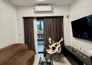 En Venta Departamento de 2 ambientes de categoria con super balcon al frente - Villa Lugano