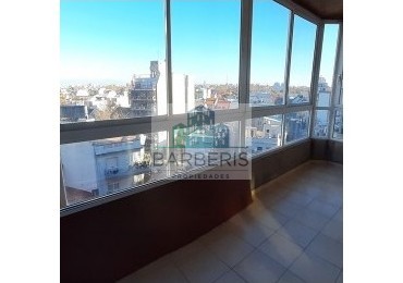 Venta Departamento 3 ambientes Semipiso sobre Boulevard - Villa Luro NUEVO PRECIO